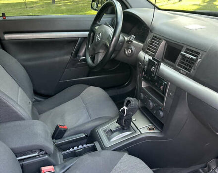 Черный Опель Вектра, объемом двигателя 2.2 л и пробегом 268 тыс. км за 4900 $, фото 16 на Automoto.ua