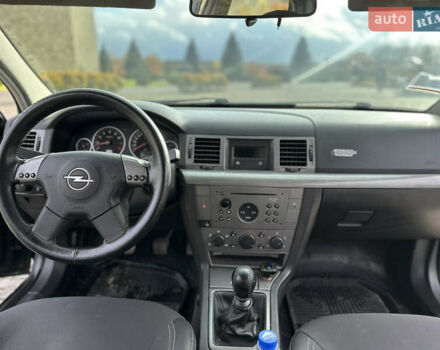 Черный Опель Вектра, объемом двигателя 1.8 л и пробегом 320 тыс. км за 2999 $, фото 27 на Automoto.ua