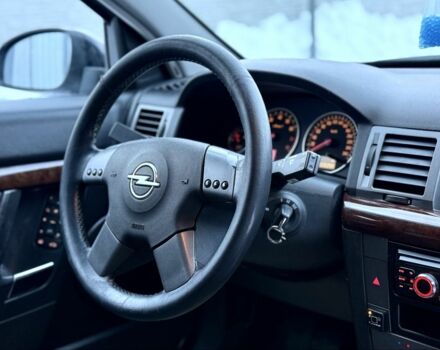 Чорний Опель Вектра, об'ємом двигуна 2.2 л та пробігом 222 тис. км за 3999 $, фото 11 на Automoto.ua