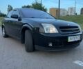 Черный Опель Вектра, объемом двигателя 2.2 л и пробегом 320 тыс. км за 5000 $, фото 1 на Automoto.ua