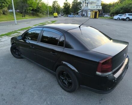 Черный Опель Вектра, объемом двигателя 2.2 л и пробегом 314 тыс. км за 3299 $, фото 3 на Automoto.ua