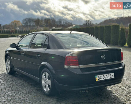 Черный Опель Вектра, объемом двигателя 1.8 л и пробегом 320 тыс. км за 2999 $, фото 9 на Automoto.ua