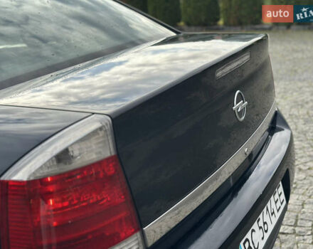 Черный Опель Вектра, объемом двигателя 1.8 л и пробегом 320 тыс. км за 2999 $, фото 17 на Automoto.ua