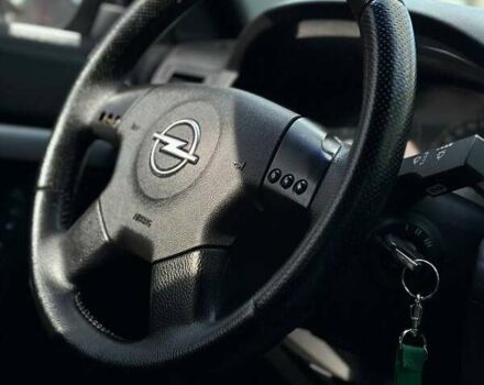 Черный Опель Вектра, объемом двигателя 2 л и пробегом 325 тыс. км за 4200 $, фото 7 на Automoto.ua