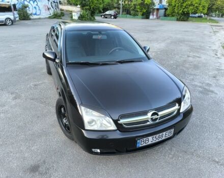 Черный Опель Вектра, объемом двигателя 2.2 л и пробегом 314 тыс. км за 3299 $, фото 1 на Automoto.ua
