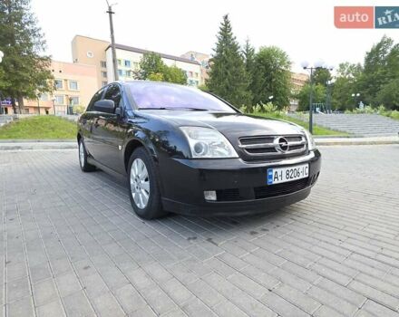 Черный Опель Вектра, объемом двигателя 2.2 л и пробегом 369 тыс. км за 3799 $, фото 3 на Automoto.ua