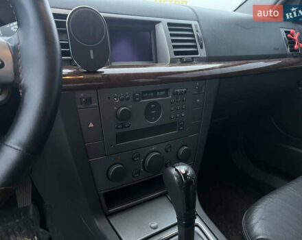 Чорний Опель Вектра, об'ємом двигуна 2.2 л та пробігом 333 тис. км за 3993 $, фото 8 на Automoto.ua