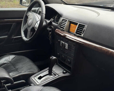 Черный Опель Вектра, объемом двигателя 2.2 л и пробегом 307 тыс. км за 3700 $, фото 8 на Automoto.ua