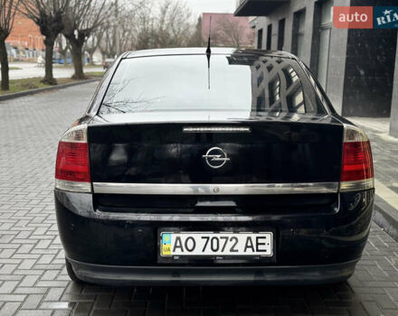 Черный Опель Вектра, объемом двигателя 2.2 л и пробегом 307 тыс. км за 3700 $, фото 5 на Automoto.ua