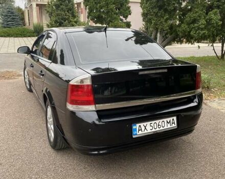 Черный Опель Вектра, объемом двигателя 2.2 л и пробегом 247 тыс. км за 5250 $, фото 1 на Automoto.ua