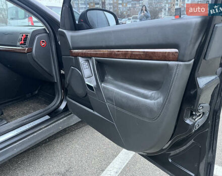 Чорний Опель Вектра, об'ємом двигуна 2.2 л та пробігом 333 тис. км за 3993 $, фото 11 на Automoto.ua