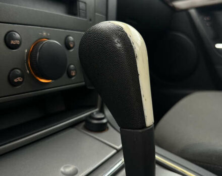 Чорний Опель Вектра, об'ємом двигуна 2.2 л та пробігом 239 тис. км за 3850 $, фото 25 на Automoto.ua