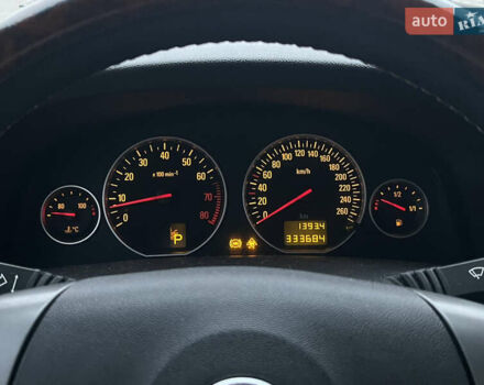 Чорний Опель Вектра, об'ємом двигуна 2.2 л та пробігом 333 тис. км за 3993 $, фото 15 на Automoto.ua