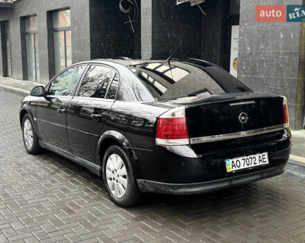 Черный Опель Вектра, объемом двигателя 2.2 л и пробегом 307 тыс. км за 3700 $, фото 4 на Automoto.ua