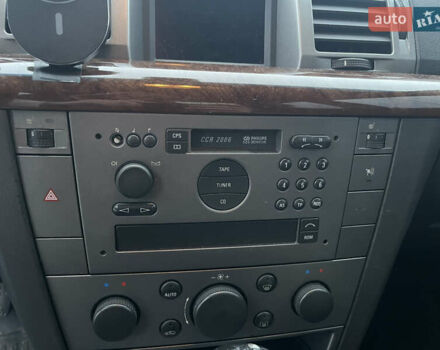 Чорний Опель Вектра, об'ємом двигуна 2.2 л та пробігом 333 тис. км за 3993 $, фото 9 на Automoto.ua