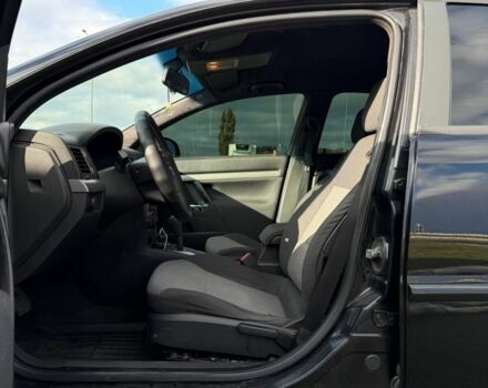 Черный Опель Вектра, объемом двигателя 2.2 л и пробегом 390 тыс. км за 4700 $, фото 7 на Automoto.ua