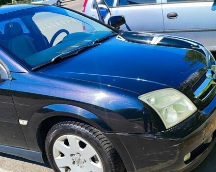 Черный Опель Вектра, объемом двигателя 2.2 л и пробегом 295 тыс. км за 4518 $, фото 1 на Automoto.ua