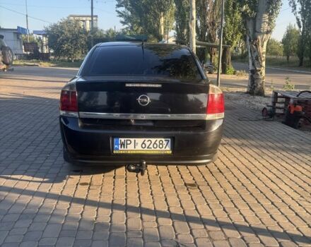Черный Опель Вектра, объемом двигателя 2.2 л и пробегом 317 тыс. км за 2700 $, фото 1 на Automoto.ua