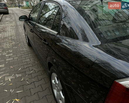 Чорний Опель Вектра, об'ємом двигуна 2.2 л та пробігом 239 тис. км за 3850 $, фото 12 на Automoto.ua