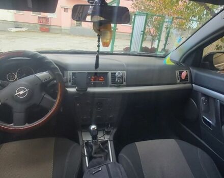 Черный Опель Вектра, объемом двигателя 0 л и пробегом 220 тыс. км за 4600 $, фото 3 на Automoto.ua