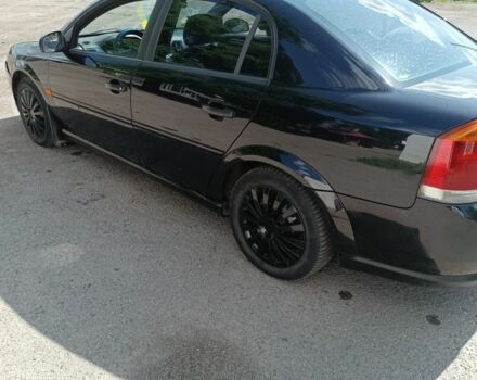 Черный Опель Вектра, объемом двигателя 1.6 л и пробегом 283 тыс. км за 3300 $, фото 3 на Automoto.ua