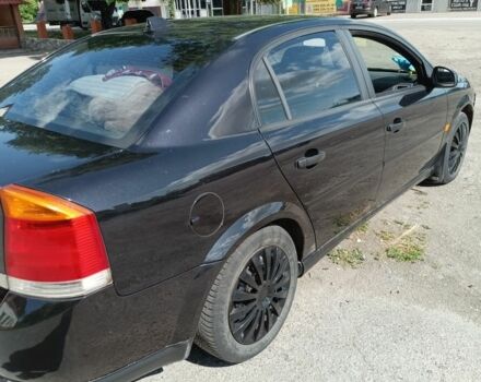 Черный Опель Вектра, объемом двигателя 1.6 л и пробегом 283 тыс. км за 3300 $, фото 2 на Automoto.ua