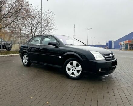 Черный Опель Вектра, объемом двигателя 2.2 л и пробегом 238 тыс. км за 3999 $, фото 6 на Automoto.ua