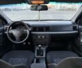 Черный Опель Вектра, объемом двигателя 2.2 л и пробегом 210 тыс. км за 3400 $, фото 6 на Automoto.ua
