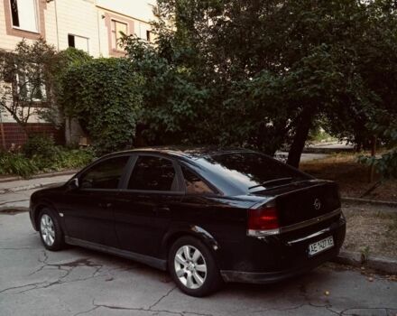 Черный Опель Вектра, объемом двигателя 1.9 л и пробегом 3 тыс. км за 4500 $, фото 3 на Automoto.ua