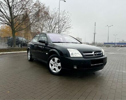 Черный Опель Вектра, объемом двигателя 2.2 л и пробегом 238 тыс. км за 3999 $, фото 4 на Automoto.ua