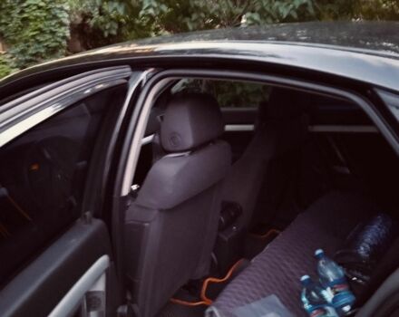 Черный Опель Вектра, объемом двигателя 1.9 л и пробегом 3 тыс. км за 4500 $, фото 5 на Automoto.ua