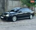 Чорний Опель Вектра, об'ємом двигуна 3.2 л та пробігом 258 тис. км за 3500 $, фото 1 на Automoto.ua