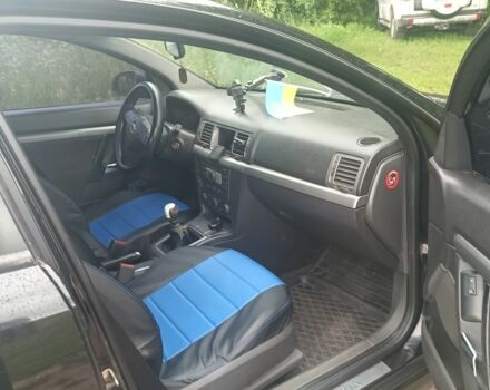 Черный Опель Вектра, объемом двигателя 2.2 л и пробегом 283 тыс. км за 3500 $, фото 2 на Automoto.ua