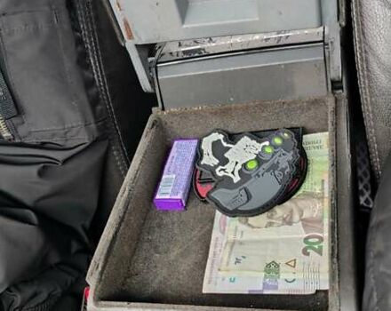 Чорний Опель Вектра, об'ємом двигуна 2.2 л та пробігом 335 тис. км за 3700 $, фото 12 на Automoto.ua