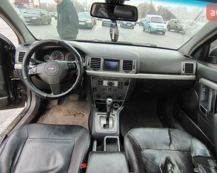 Чорний Опель Вектра, об'ємом двигуна 2.2 л та пробігом 335 тис. км за 3700 $, фото 4 на Automoto.ua