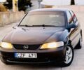 Черный Опель Вектра, объемом двигателя 0 л и пробегом 200 тыс. км за 1750 $, фото 3 на Automoto.ua