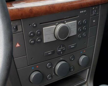 Черный Опель Вектра, объемом двигателя 2.2 л и пробегом 156 тыс. км за 4300 $, фото 20 на Automoto.ua