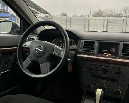 Черный Опель Вектра, объемом двигателя 2.2 л и пробегом 238 тыс. км за 3999 $, фото 16 на Automoto.ua