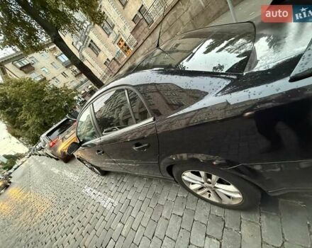 Черный Опель Вектра, объемом двигателя 2.2 л и пробегом 218 тыс. км за 5600 $, фото 4 на Automoto.ua