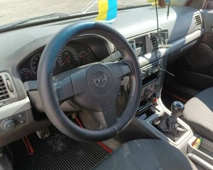 Черный Опель Вектра, объемом двигателя 1.6 л и пробегом 283 тыс. км за 3300 $, фото 5 на Automoto.ua