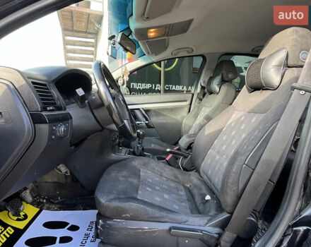 Чорний Опель Вектра, об'ємом двигуна 1.8 л та пробігом 205 тис. км за 3850 $, фото 8 на Automoto.ua