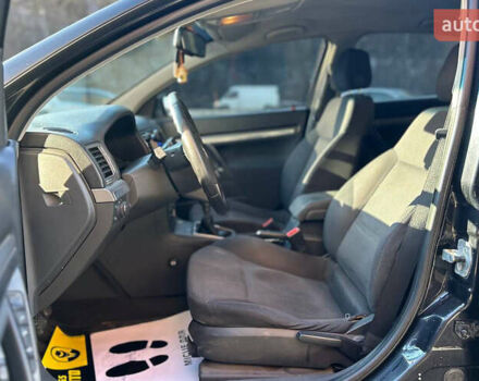 Черный Опель Вектра, объемом двигателя 2.2 л и пробегом 230 тыс. км за 3800 $, фото 8 на Automoto.ua