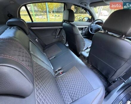 Черный Опель Вектра, объемом двигателя 2.2 л и пробегом 209 тыс. км за 4750 $, фото 11 на Automoto.ua