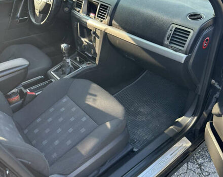 Чорний Опель Вектра, об'ємом двигуна 2.17 л та пробігом 192 тис. км за 6500 $, фото 4 на Automoto.ua