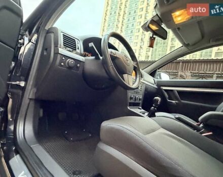 Чорний Опель Вектра, об'ємом двигуна 2.2 л та пробігом 89 тис. км за 8300 $, фото 18 на Automoto.ua