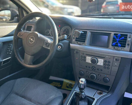 Черный Опель Вектра, объемом двигателя 2.2 л и пробегом 230 тыс. км за 3800 $, фото 17 на Automoto.ua