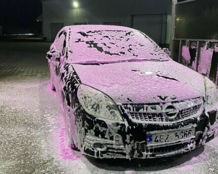 Черный Опель Вектра, объемом двигателя 1.9 л и пробегом 250 тыс. км за 1999 $, фото 6 на Automoto.ua