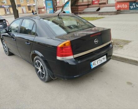 Черный Опель Вектра, объемом двигателя 2.2 л и пробегом 225 тыс. км за 4800 $, фото 4 на Automoto.ua