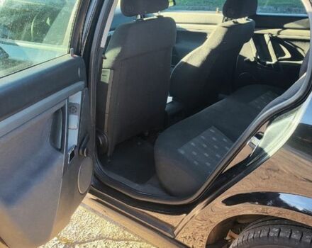 Черный Опель Вектра, объемом двигателя 2.2 л и пробегом 230 тыс. км за 4300 $, фото 5 на Automoto.ua