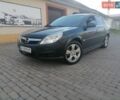 Чорний Опель Вектра, об'ємом двигуна 1.6 л та пробігом 250 тис. км за 4100 $, фото 1 на Automoto.ua
